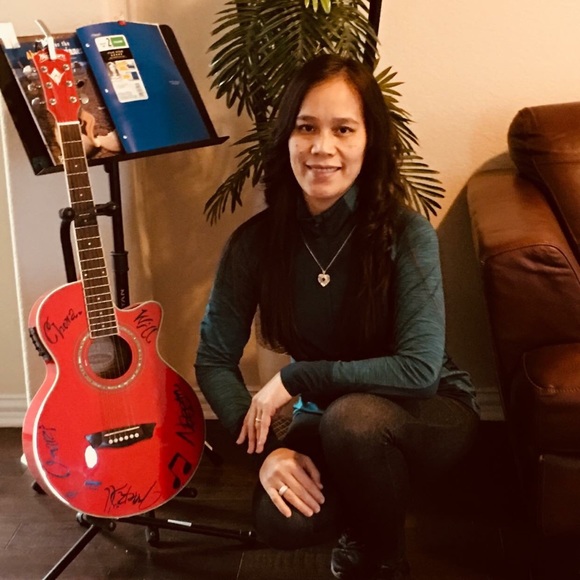 Meet your Posher, Princess - Picture 2 of 9